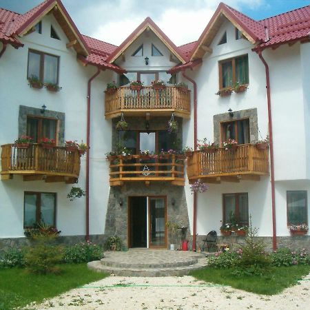 فندق Casa Alexandru أَزوغا المظهر الخارجي الصورة